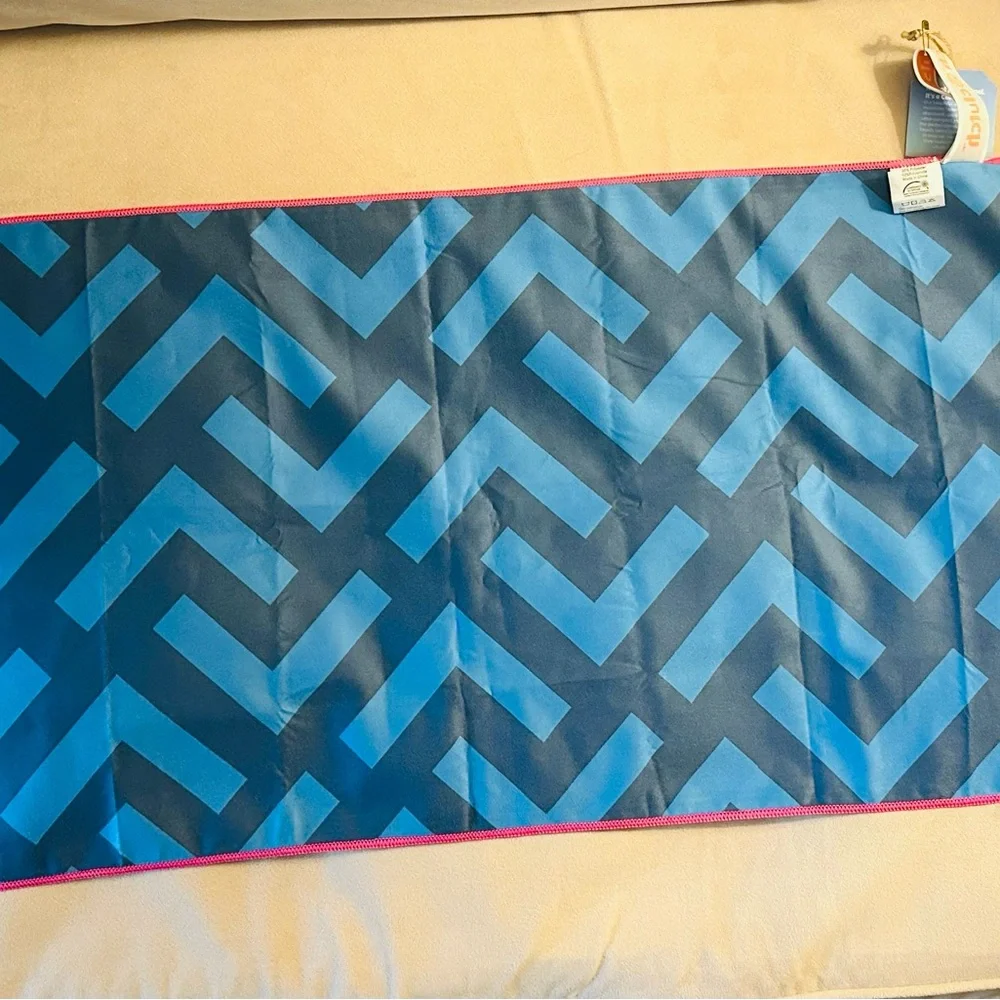 Clutch Towel with Tennis Theme NWT